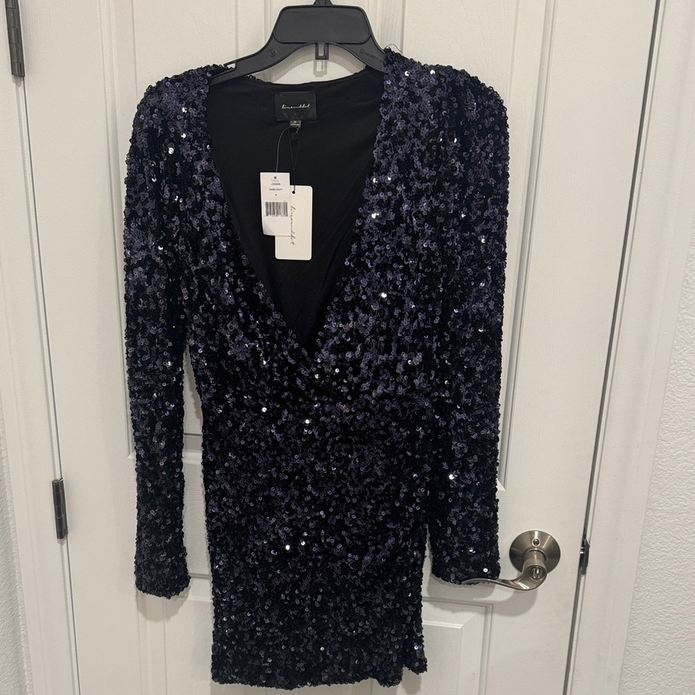 Elegant Black Sequin Long Sleeve Dress